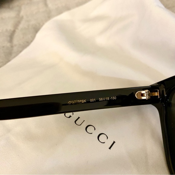 Gucci Authentic, NWOT sunglasses - Picture 10 of 10
